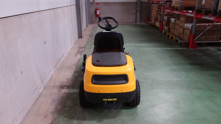 582329-4 Riding mower Stiga Park 220 Incl. Cutting deck, Display / Demoex