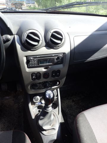 549448-37 DACIA DUSTER 4X4 Reg: WAY829