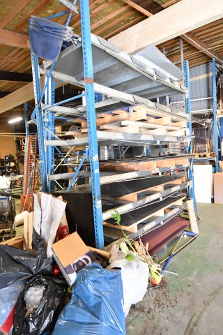 584147-7 Various new plates incl. racking