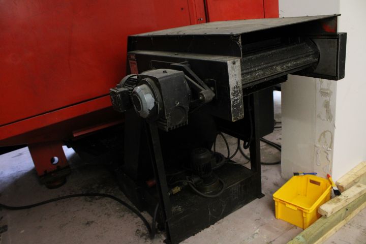 584332-12 Lathe GILDEMEISTER NEF 710 with chip conveyor
