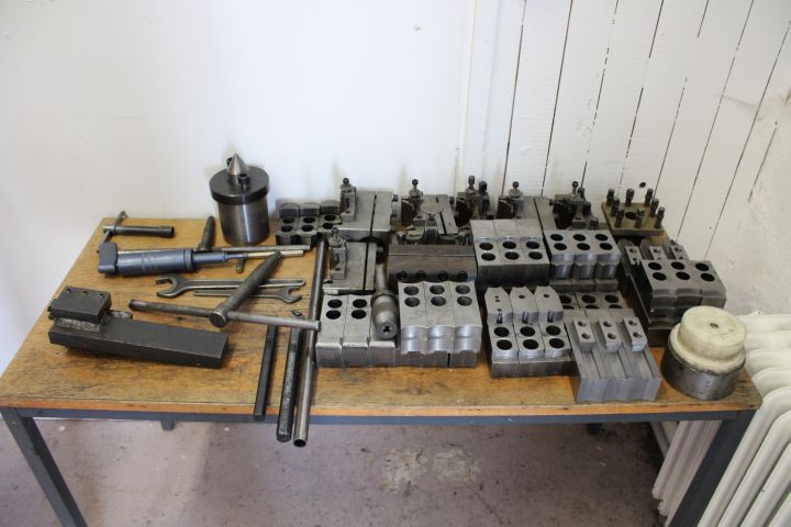 584332-8 Lathe GILDEMEISTER NEF 710 with chip conveyor