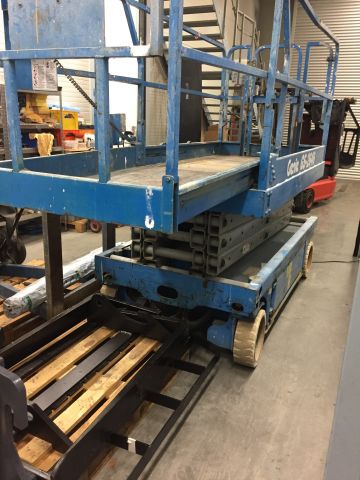 583074-5 Saxlift Genie GS-2646