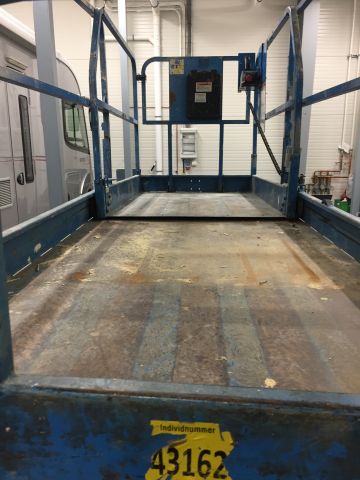 583074-6 Saxlift Genie GS-2646