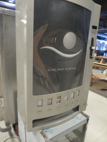 561833-2 cigarette Machine