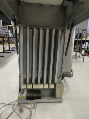 561833-5 cigarette Machine