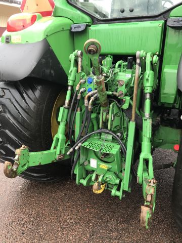 585170-9 Traktor John Deere 6330 -07 (6392,5 h, frontlastare)