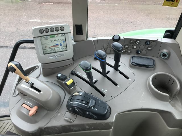 585170-30 Traktor John Deere 6330 -07 (6392,5 h, frontlastare)