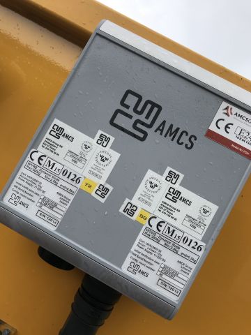 585172-18 Garbage truck Mistubishi Fuso Canter 2014 (only 2828 mil)