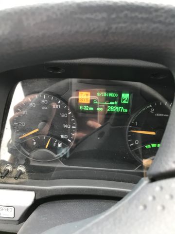 585172-28 Garbage truck Mistubishi Fuso Canter 2014 (only 2828 mil)