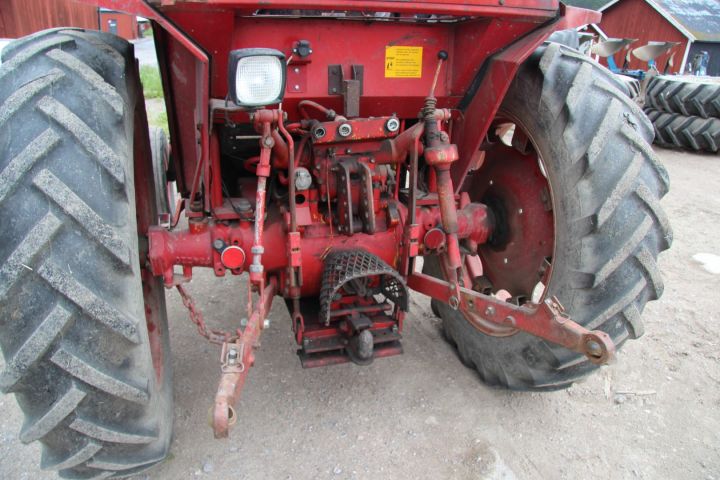 583792-12 Tractor Volvo BM430