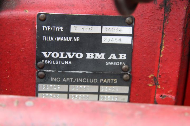 583792-14 Tractor Volvo BM430