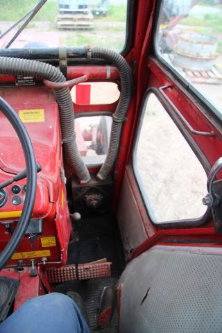 583792-28 Tractor Volvo BM430