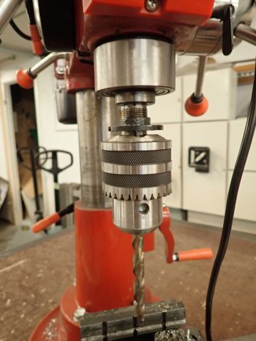 549574-7 Pillar drilling machine Coordinator table