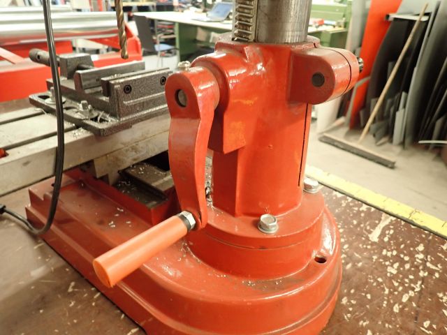 549574-14 Pillar drilling machine Coordinator table