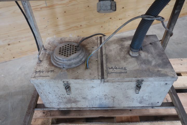 584546-8 Blaster locker ILB 775