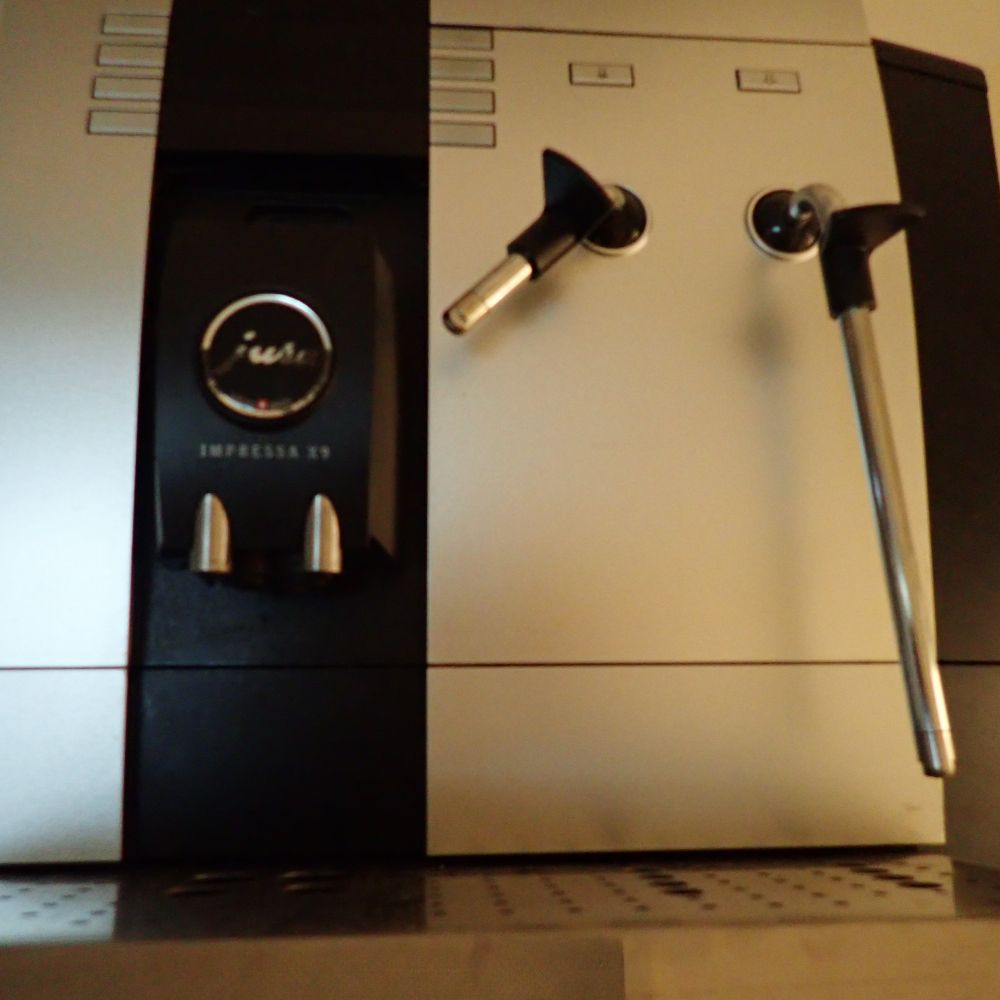 Coffee machine Jura Impressa X9 | PS Auction