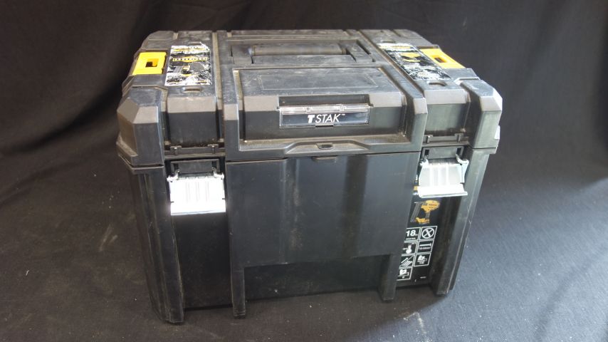 587108-3 Spikpistol Bostitch BTCN110D2 18V