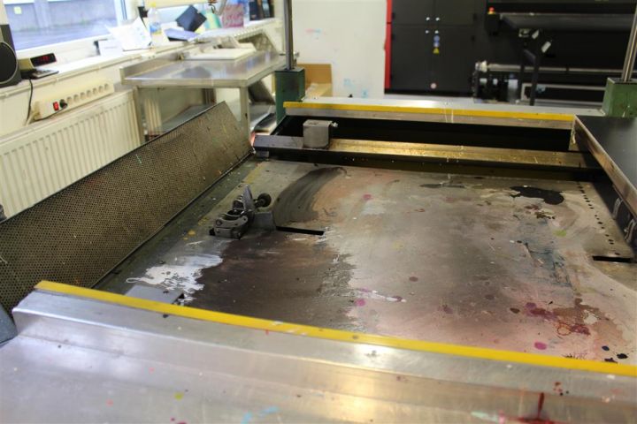 550964-10 Screen printing Svecia Semimatic