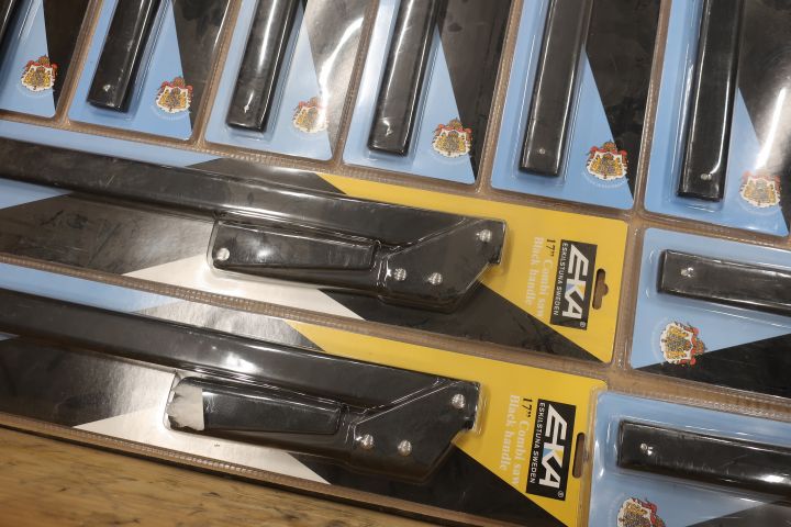 586049-2 14 st Kombisågar Eka 17"