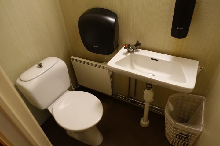 587894-15 Removable barrack building about 300 sqm