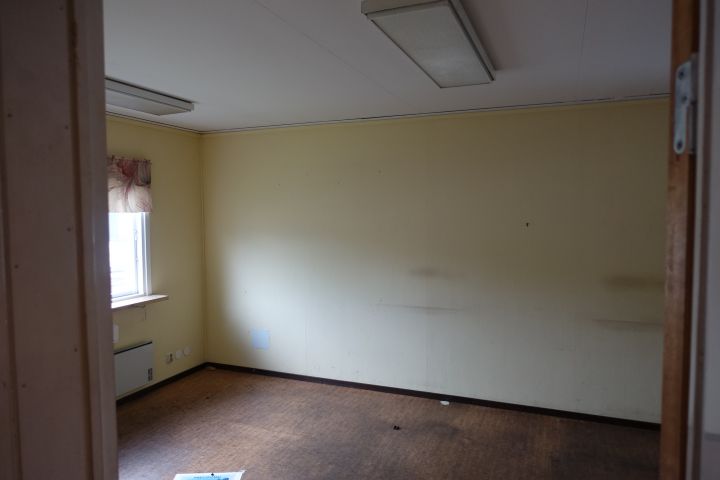 587894-25 Removable barrack building about 300 sqm