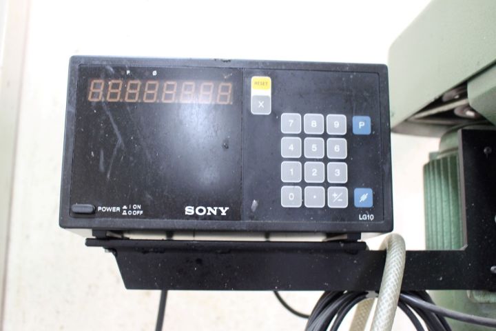 586866-3 Bench pillar drill, Ixion BT13, digital positioner