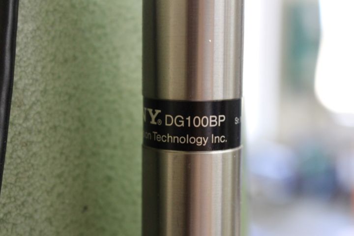 586866-7 Bench pillar drill, Ixion BT13, digital positioner