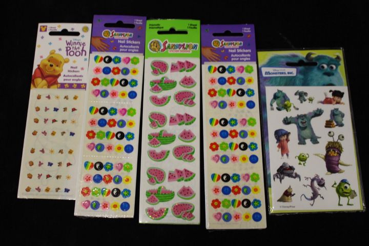 572913-6 Miscellaneous, Oil lamps, paper cups, clothing protectors & stickers