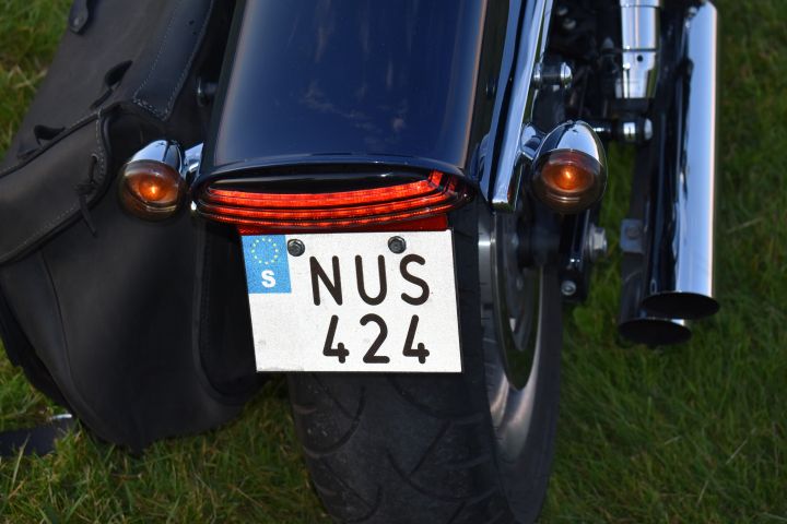 588463-29 Harley-Davidson FXDF Dyna Fat Bob -2012