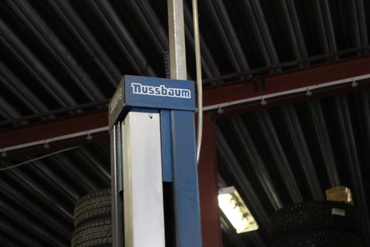 583970-3 2-pillar lift Nussbaum, 2.30SLE -2003