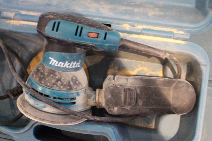 587054-3 Grinding machine, tiger saw, multi tool, Makita (BO5031 / JR3050T / TM3010C)