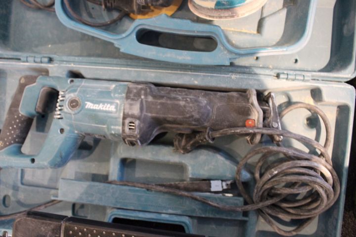587054-5 Grinding machine, tiger saw, multi tool, Makita (BO5031 / JR3050T / TM3010C)