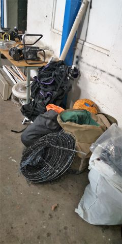 570030-6 Mixed batch backpacks, sleeping bags, fishing lights etc