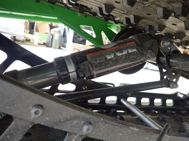 467057-23 Snowmobile Arctic cat M8000 -16 JAF815