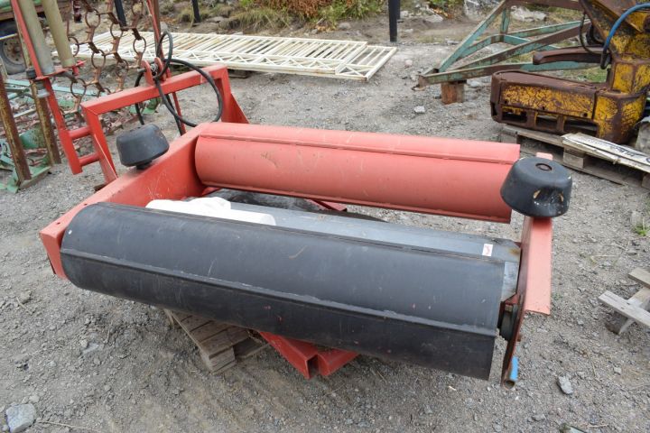 559768-5 Wrapper hydraulic cage for big bale / round bale Trejon