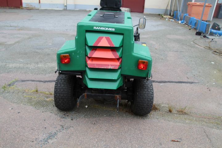 586913-5 Gräsklippare, Ransomes 928D 4WD ( 1730h ) ( Kubota motor )
