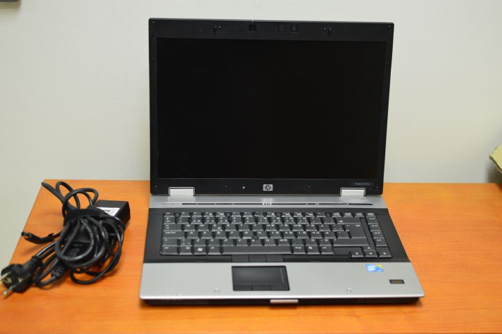 589251-1 Hp Elitebook 8530p laptop NR 17