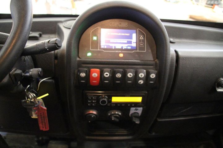 588671-18 Hybrid car, Goupil G5H -14 (2052mil, tipping surface)