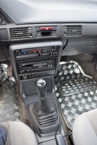 559810-7 Mazda 323 4-D 1.8l 16