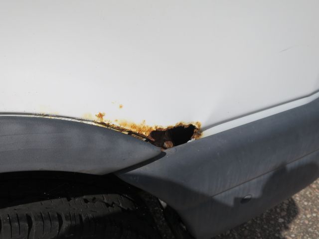 589327-18 Renault Master -2001 SMJ408