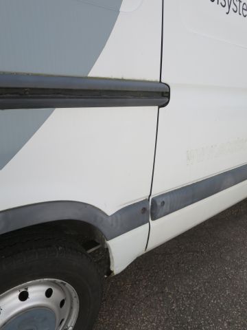 589327-23 Renault Master -2001 SMJ408