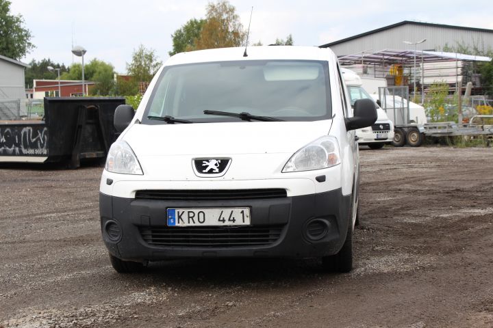 589977-2 Peugeot Partner 1.6 HDI Cabinet -2010 Reg.no: KRO441 211922 km