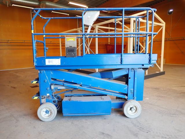 549741-1 Scissor lift Upright SL20