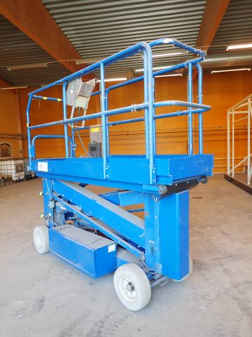 549741-3 Scissor lift Upright SL20