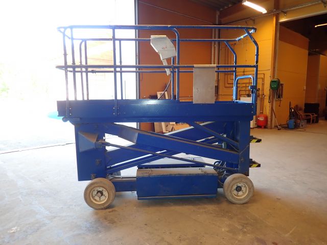 549741-6 Scissor lift Upright SL20