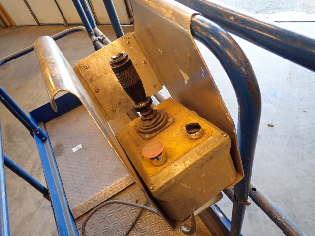 549741-23 Scissor lift Upright SL20