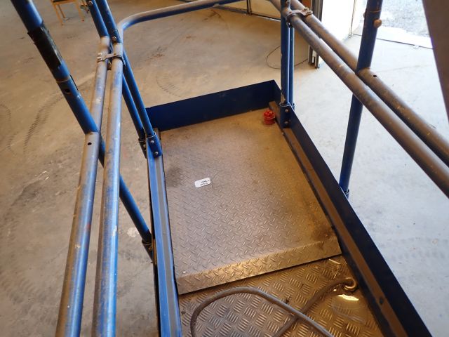 549741-25 Scissor lift Upright SL20