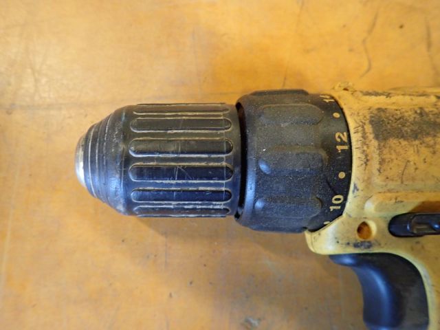 549952-3 Screwdriver DeWalt DC740