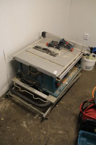 588676-2 Table saw with saw table, Makita 2704