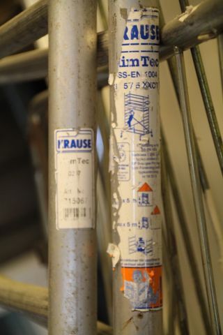 588682-1 Dismantled scaffolding, Krause
